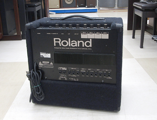 Keyboard ホビー・楽器・アート Rolandキ−ボ−ド用アンプ KC300 USA