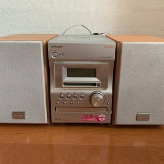 【1000円でお譲りします】MD・CD・カセットテープが聴けるコンポ！