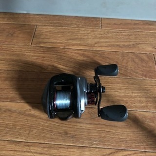 リール アブガルシア  Revo LV7右巻き