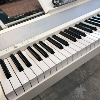 KORG B1 電子ピアノ 2015年製 スタンド付 ホワイト