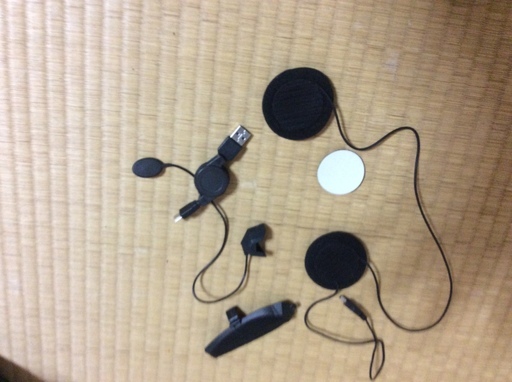 サインハウスB+COM ヘルメット装着済み。おまけ付き