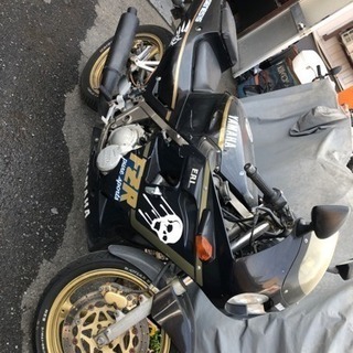 YAMAHA  FZR 250  事故店頭  バッテリーあがり不動  福岡市南区 YAMAHA FZR 250 事故店頭 バッテリーあがり不動 福岡市南区