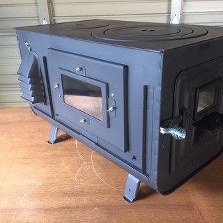 窓付薪ストーブ