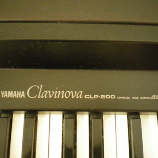 ヤマハクラビノーバ　CLP-200 電子ピアノ Clavinova イス付 中古