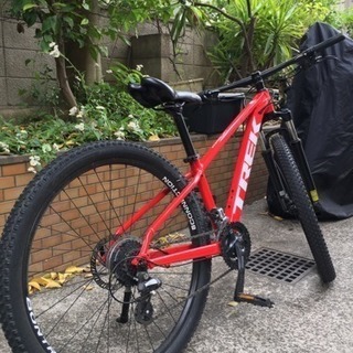 TREK クロスバイク、マウンテンバイク marlin6を売ります