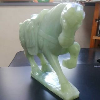 翡翠の馬　置物