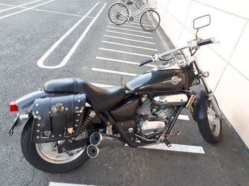 ホンダ　V-ツイン　マグナ　250cc