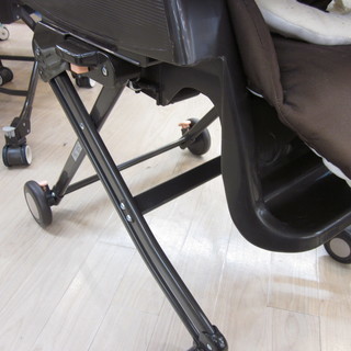 安心の保証付！クリーニング済！アップリカ ベーシック ニューボーン