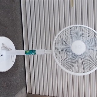 トヨトミ製　扇風機