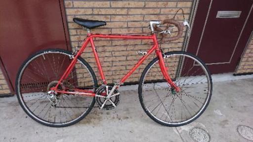値下げしました❗ロードバイク始めたい方! レッドのアルミフレーム自転車はいかがでしょうか？