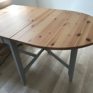 IKEA ダイニングテーブル(5月末まで)