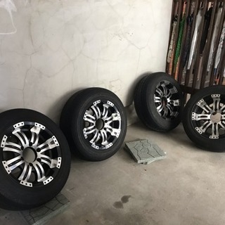 知り合いからの頼まれものハイエース使用