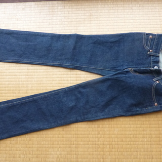 レディース　ジーンズ　LEVI'S　差し上げます。