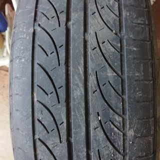 １６インチ６穴ホイール