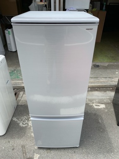 使用約半年 メーカー保証残あり 冷蔵庫 SHARP 2018年 2ドア 1人～2人用 167L SJ-D17D-S 川崎区 SG