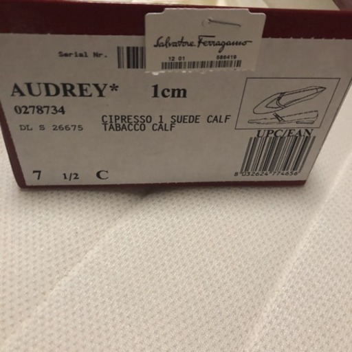 未使用 フェラガモ パンプス オードリー スエード 緑