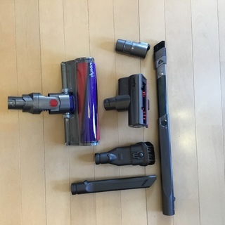 ダイソン V6 fluffy コードレス掃除機スタンド付き(新品オーブントースターおまけ付き)