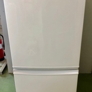 T おすすめ！美品 シャープ ノンフロン冷凍冷蔵庫 SJ-D14...