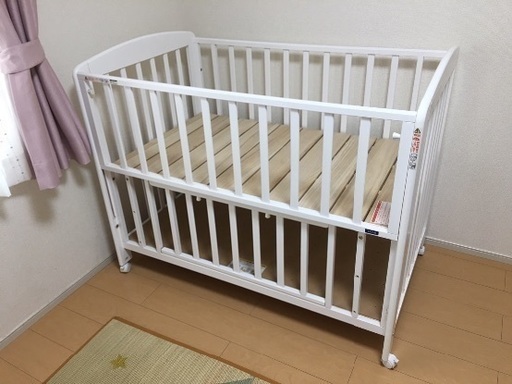 カトージベビーベッド 美品