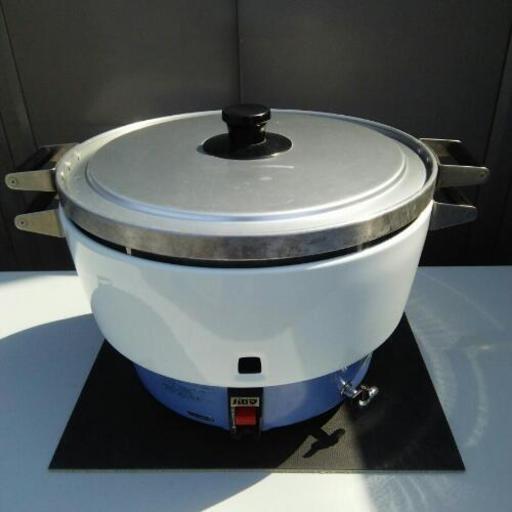 中古   6L まで  業務用ガス炊飯器   LPガス  幅57  奥行46  高さ38  （ｃｍ） プロパン ガス炊飯器   2.5L から  1.5升 から ３升