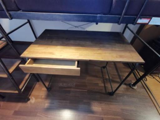背の低いロフトベッド 中小テーブル付き けい18 六本松のベッド ロフトベッド の中古あげます 譲ります ジモティーで不用品の処分