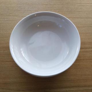 【お話中】白カレー皿陶器製2枚セット120円でお譲りします。
