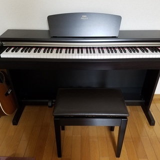 YAMAHA ヤマハ 電子ピアノ アリウス ARIUS YDP-161 12年製 椅子付き (けん) 刈谷の鍵盤楽器、ピアノの中古あげます