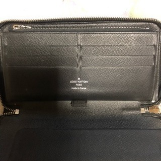 エピ長財布