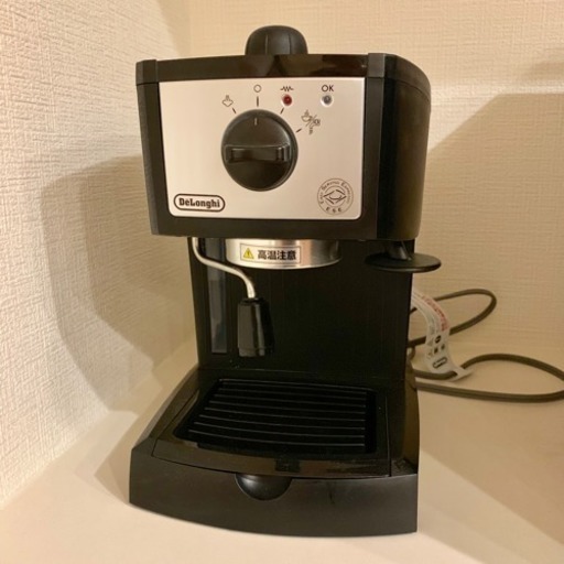 デロンギ エスプレッソカプチーノメーカーEC152J