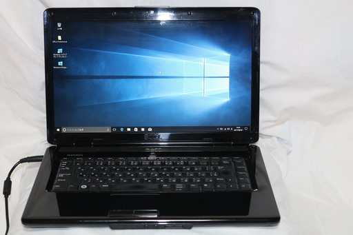 DELL inspiron1545　Windows10数量限定、格安です。少々難あり。