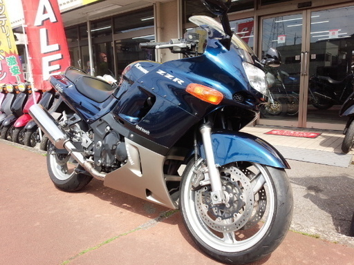 NO.2666 ＺＺＲ４００　Ｎ型　水冷４サイクル１６バルブ４気筒エンジン　ＥＴＣ付き　ネイビーメタリック　☆彡