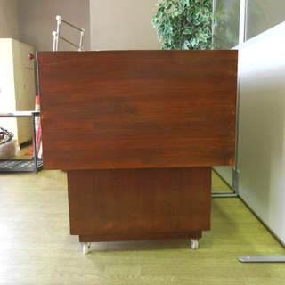 コレクションケース キャスター付き 什器 店舗備品 ショーケス 引き出し ガラス デイスプレイ 陳列棚 木製 ☆ PayPay(ペイペイ)決済可能 ☆ 札幌市 清田区 平岡