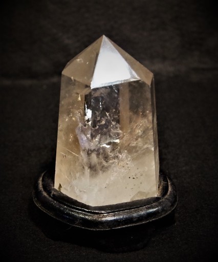 天然石 265ｇブラジル産水晶 ポイント（六角柱）パワーストーン　クリスタル一本剣