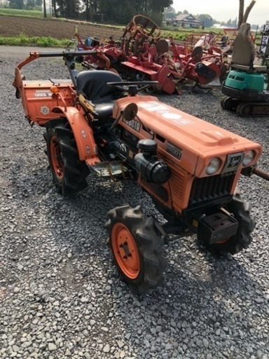  クボタ トラクター B6001(ディーゼル３気筒、セル付き)