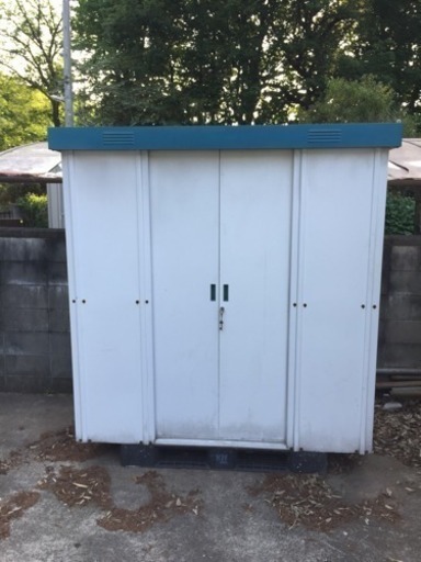 中古物置 鍵付 倉庫 収納 H1900×1850×800