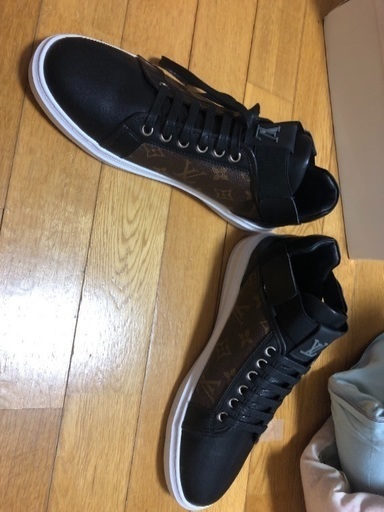 スニーカー！