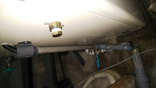 ノーリツ石油給湯器のホッパーからの水漏れを修理していただきたい Mark 福島の手伝って 助けての助け合い ジモティー