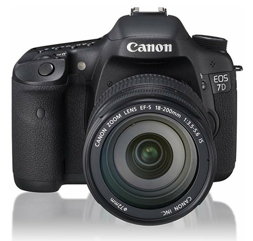 Canon・デジタル一眼「EOS 7D レンズキット 18-200 3.5」です。