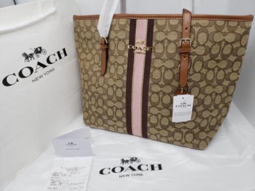 【新品】ﾋﾞｼﾞﾈｽ・ﾌﾟﾗｲﾍﾞｰﾄでも♪COACHコーチトートバッグ