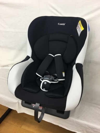 【新品】COMBI  WEGO  チャイルドシート