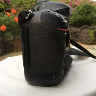 【ジャンク扱い】【送料無料】Nikon D4S ボディ トップカメラオンライン / 【中古】 ニコン(nikon) D4S ボディ