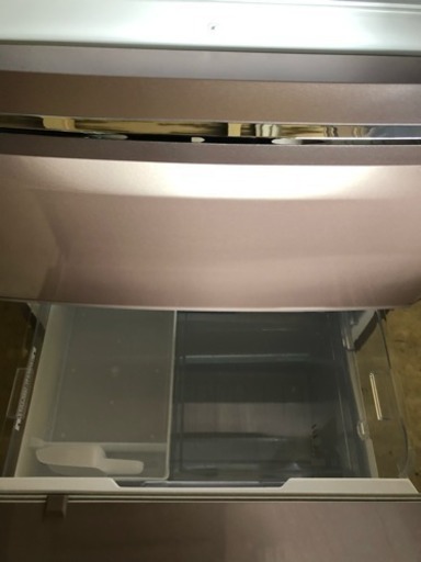 値下げ‼️可愛いピンク色3ドア冷蔵庫製氷機付き☝️