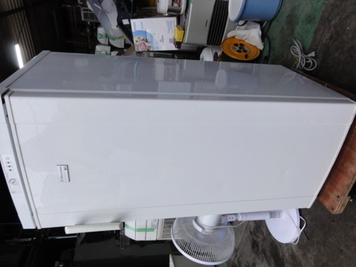 南３１８　ELECTROLUX　エレクトロラックス　１ドア　冷凍庫　EFM1200WA-RJP　１２３L