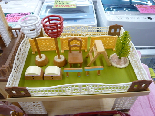 シルバニアファミリー 赤い屋根の大きなお家 家具 人形 車 お家 札幌 西岡