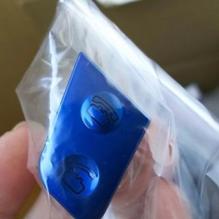 トヨタ プリウスα後期 ステアリングスイッチ ブルーカーボン調