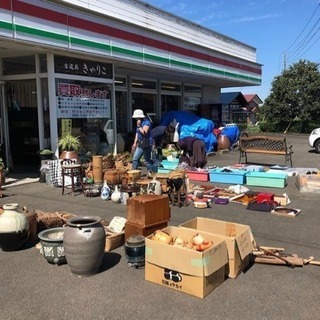 古道具きゃりこ店頭がらくた市