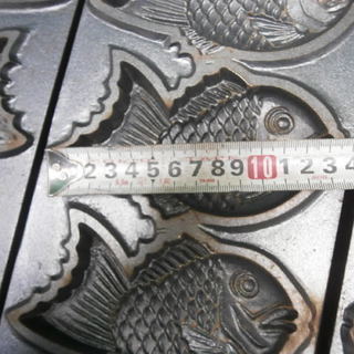 ☆中古品 焼き台 ２連式　たい焼き器 業務用 ５匹×２ １０匹 LPガス（プロパンガス） 焼き上げサイズ：135mm☆