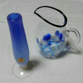 琉球ガラスの花瓶✨と沖縄風花瓶🌺オマケの巾着付❗