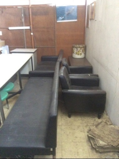 早い者勝ち！スーパー閉店に伴い 台車や陳列棚 を激安にてお譲り致します！引取り限定