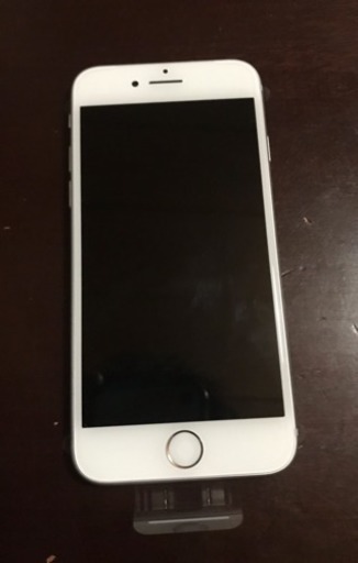 新品未使用iPhone8 64GB silver